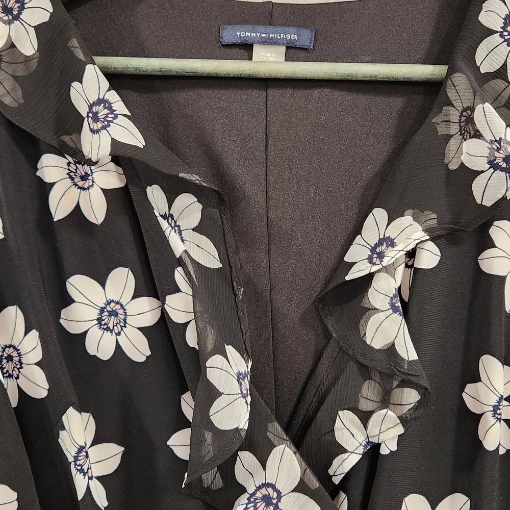 Tommy Hilfiger Womens‎ Black White Dress 10 Floral Ruffle Faux Wrap 3/4 Sleeve - Picture 3 of 11